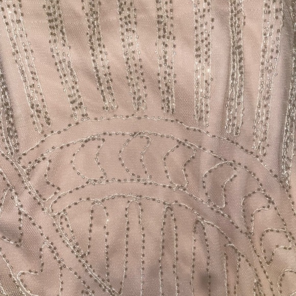 Amazing 20s vibe pink / tan / neutral beaded dress - Picture 4 of 6